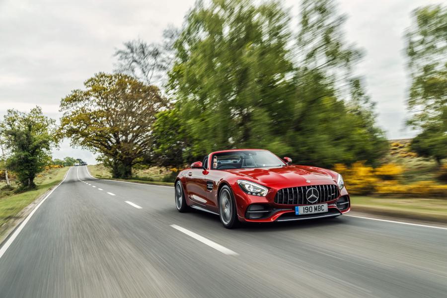  Mercedes-AMG GT C Roadster 2017 года  (UK) (фото 34 из 40)